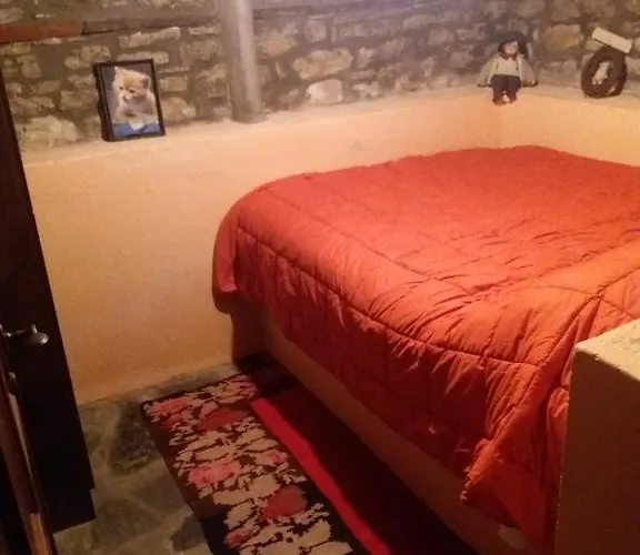 Villa Traditional Stone House In Grevenon *