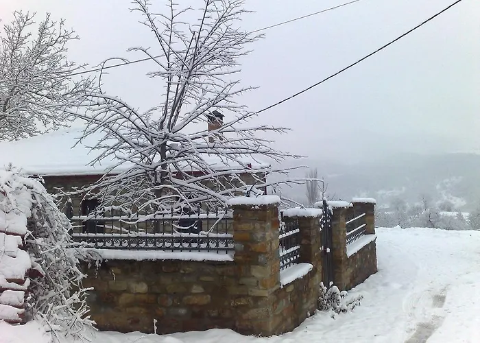 Traditional Stone House In Grevenon Aidonia (Irakleotes)